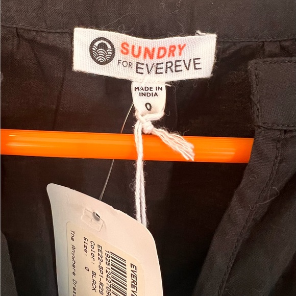 Evereve. The Anywhere Dress in Black. Size 0. NWT. - Picture 8 of 11